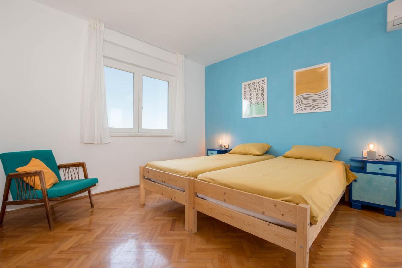 Nona Mileva Apartment Pula Extérieur photo
